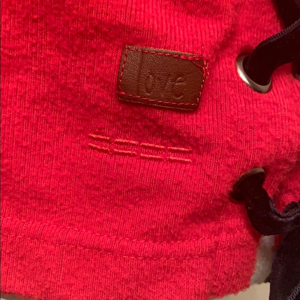 NWT An Original Red Happy Top w/Black Velvet Ties - Picture 3 of 8